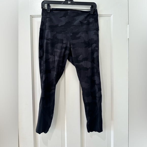 Lululemon Align invigorate high rise incognito camo cropped legging bottoms - Picture 9 of 12